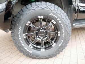 ハイラックスサーフリフトＵＰ　KM2　