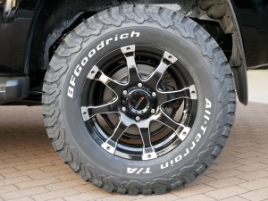 ハイラックスサーフリフトＵＰ　KM2　