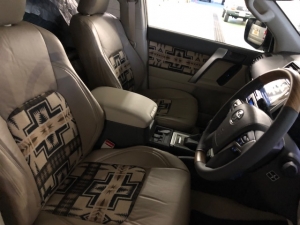 ランクルプラドクリーンディーゼル　新車