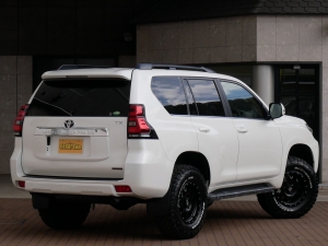 ランクルプラド新型　クリーンディーゼル