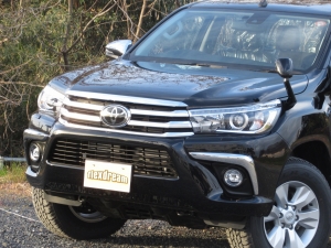 ハイラックス新車コンプリート新型ハイラックス　ピックアップ