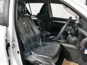 ハイラックス新車コンプリート新型ハイラックス　ピックアップ