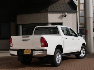 ハイラックス新車コンプリート新型ハイラックス　ピックアップ