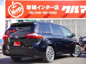 シエナ2018年モデル　新車　スマートキー　４ＷＤ　８速ＡＴ