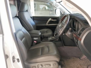 ランクル２００LX570仕様
