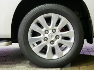 セコイアレッドロック　新車並行　