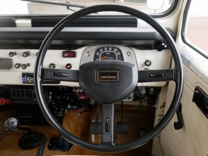 ランクル４０BJ44V　ホワイト
