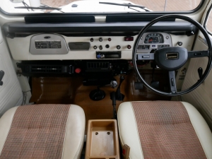 ランクル４０BJ44V　ホワイト