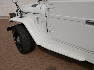 ランクル４０BJ44V　ホワイト