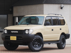 ランクルプラド後期型　2.7L　NEWペイント