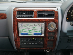 ランクルプラド後期型　2.7L　NEWペイント