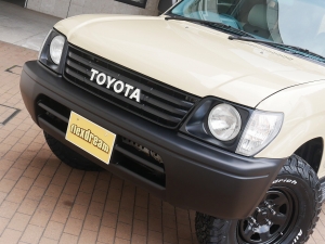 ランクルプラド後期型　2.7L　NEWペイント