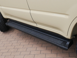 ランクルプラド後期型　2.7L　NEWペイント