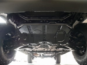 ランクル１００輸出スタイル　TOYOTAロゴグリル：LINE-X塗装