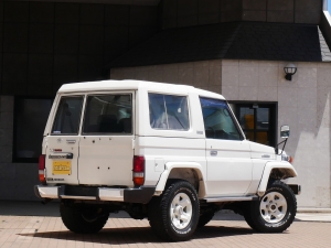 ランクル７０5速MT　ディーゼルターボ