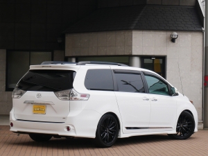 シエナ新車並行　ワンオーナー　2013ｙモデル