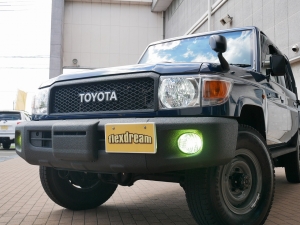 ランクル７０ピックアップ　LINE-X