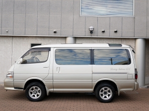 ハイエース100系4WD　ディーゼル
