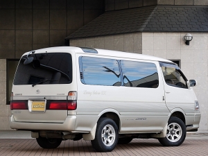 ハイエース100系4WD　ディーゼル