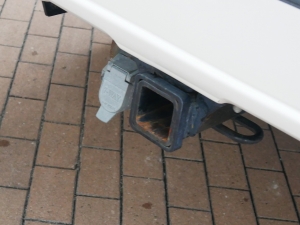 セコイア新車並行車