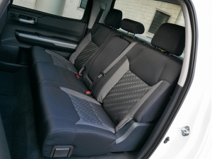 タンドラ2019モデル新車　クルーマックス　４ＷＤ