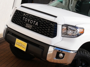 タンドラ2019モデル新車　クルーマックス　４ＷＤ