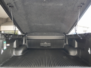 タンドラ2019モデル新車　クルーマックス　４ＷＤ