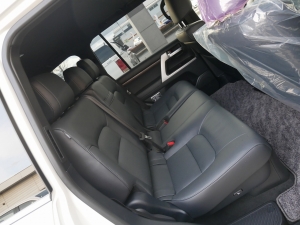 ランクル２００ZX　WALDフロント　JAOSリア