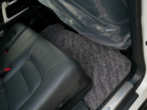 ランクル２００ZX　WALDフロント　JAOSリア
