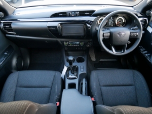 ハイラックス新型ハイラックス　Z　特別仕様車　ブラックラリーED