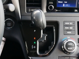 シエナ新車　SE　4WD Apple CarPlay 