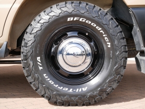 ランクル１００丸目フェイス　ARBフラットラック