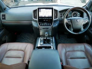 ランクル２００ZX　ブラウンレザー　メーカー9型ナビ　モデリスタ