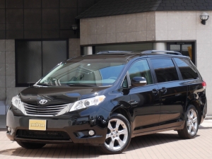シエナ新平　XLE　4WD　BIG-Xナビ　フリップダウン