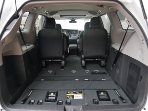 シエナ2020年モデル　新車　SE　4WD　新パッケージ