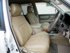 ランクル１００ＶＸ　Ｌｔｄ　ディーゼルターボ