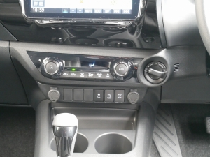 ハイラックス新型ハイラックス　Z　特別仕様車　ブラックラリーED