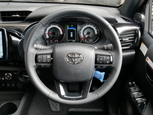 ハイラックス新型ハイラックス　Z　特別仕様車　ブラックラリーED