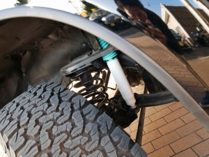 その他ARBブルバー　LINE-X　2インチUP