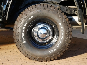 その他ARBブルバー　LINE-X　2インチUP