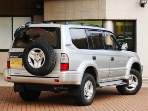 ランクルプラド極上車　超低走行　後期型　2.7L