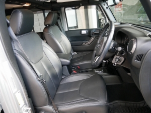 ＪＥＥＰラングラーＪＥＥＰラングラー　アンリミテッド　アルティテュード