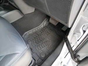 ＪＥＥＰラングラーＪＥＥＰラングラー　アンリミテッド　アルティテュード