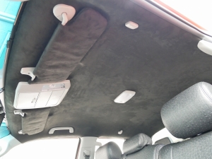 タンドラ新車並行　ベンコラ　レザー張替え