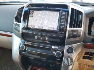 ランクル２００ZX　マルチテレインM　リアエンター　パワーバックドア