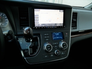 シエナ新車並行　最上級リミテッド　AWD