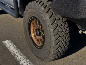 ハイラックスflexdreamデモカー　LINE-X　ARB4x4