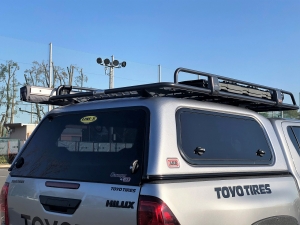 ハイラックスflexdreamデモカー　LINE-X　ARB4x4
