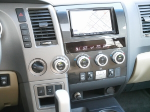 セコイア新車並行　4WD　BOSEサウンド