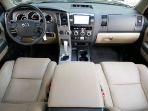 セコイア新車並行　4WD　BOSEサウンド